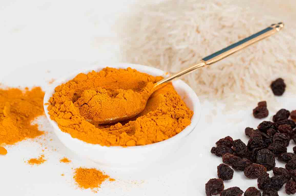 How to Use Turmeric for Acne Scars