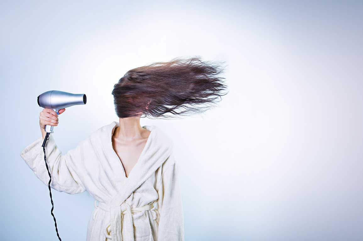 Simple tips on how to care for dry hair
